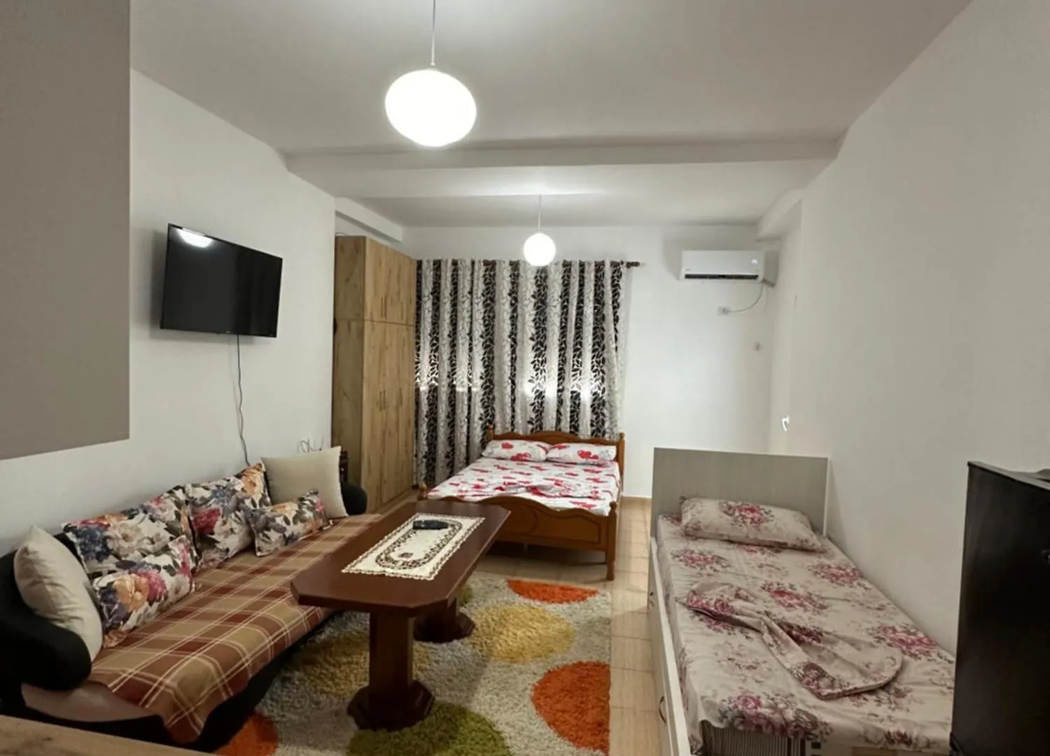 Beach Studio Flat Accomodation Durres Albania